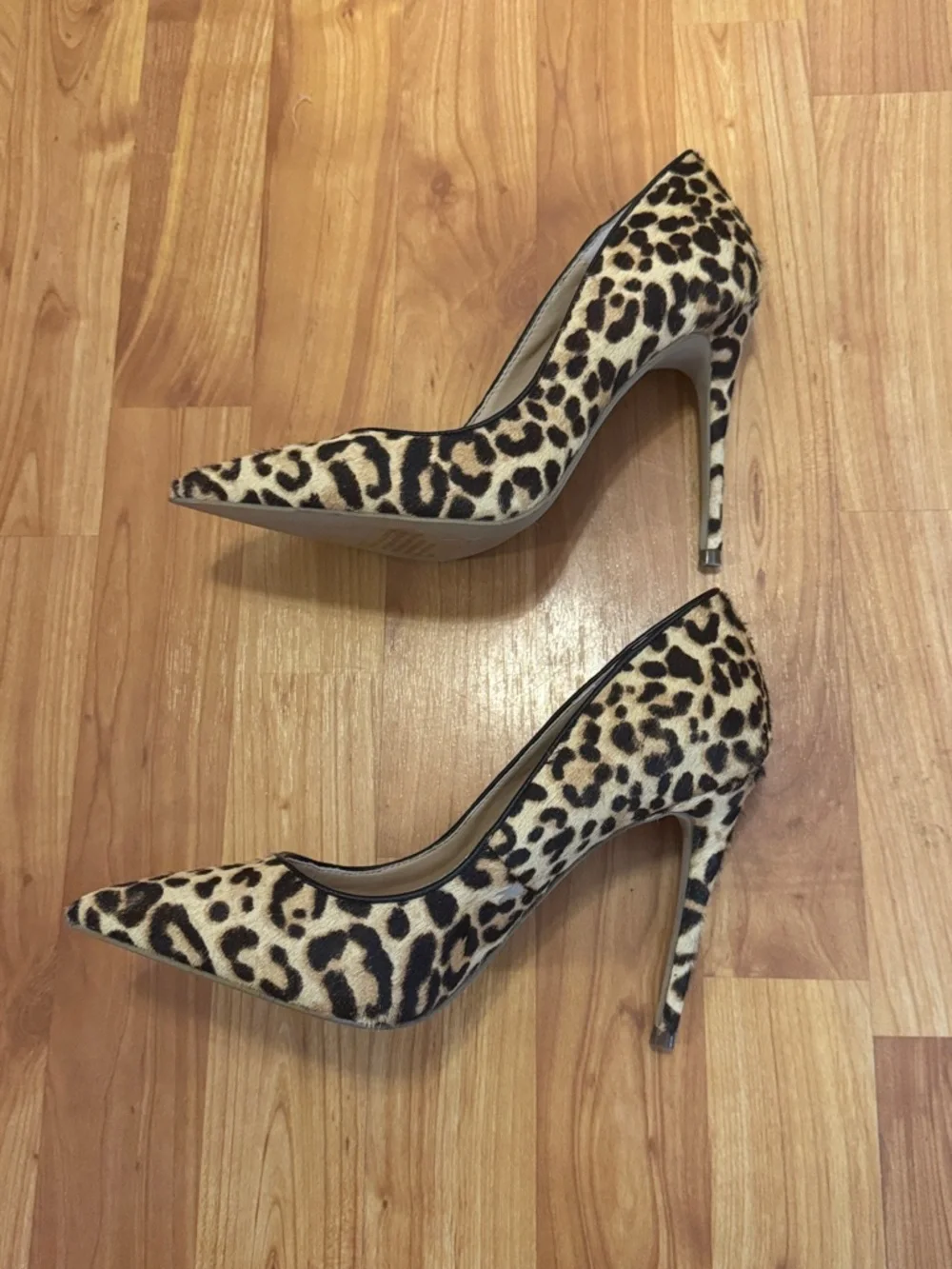 Steve Madden Daisie leopard print haircalf pumps 9 NEW - Picture 6 of 11